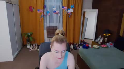 evelynreagan online show from August 12, 5:54 am