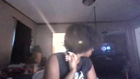 evemonroe17 online show from August 12, 4:42 pm