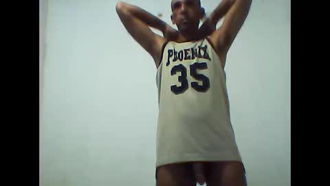 everaldosantos online show from March 9, 9:44 pm