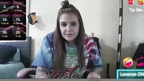 everleighlux online show from March 5, 9:22 pm