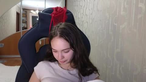 Evi online show from August 10, 12:56 am