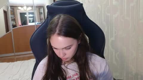 Evi online show from August 12, 10:56 pm
