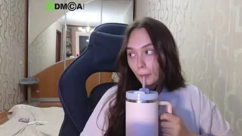 Evi online show from August 15, 12:36 am