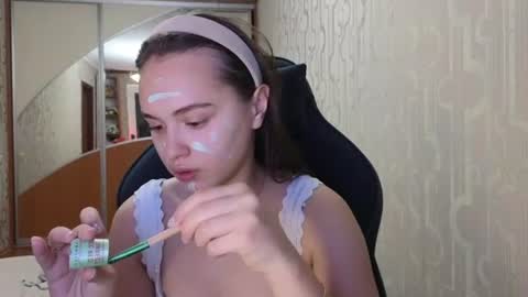 Evi online show from August 15, 10:47 pm
