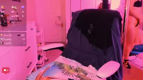 Evie Luna online show from August 2, 2:51 am