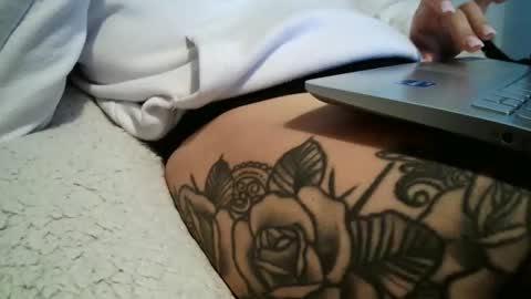 evieloves online show from May 20, 11:00 am