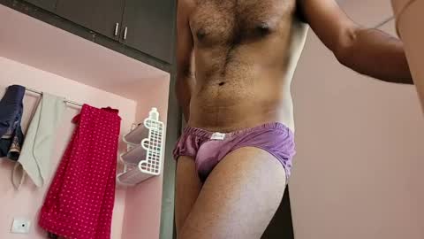 LollyBoy online show from May 28, 6:49 am
