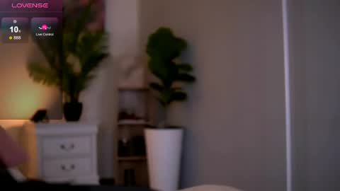 Evorah online show from August 11, 9:44 am