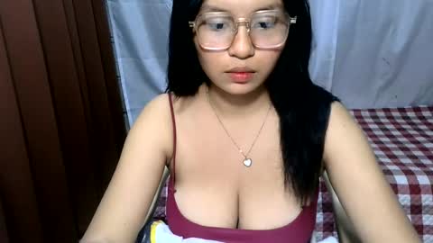 excotic_mia online show from August 15, 11:52 pm
