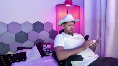 exotic_mann online show from May 17, 12:28 pm