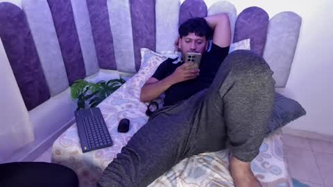 exotic_mann online show from May 20, 7:15 pm
