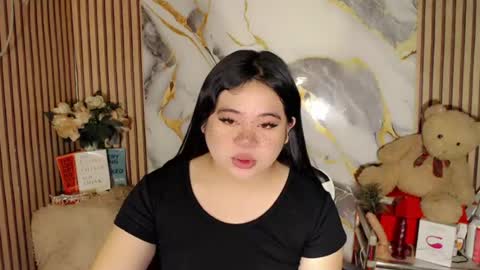 ANDREA MAE online show from August 7, 5:51 am