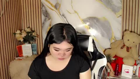 ANDREA MAE online show from August 7, 6:57 am