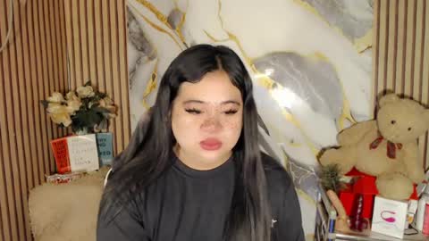 ANDREA MAE online show from August 8, 12:27 pm