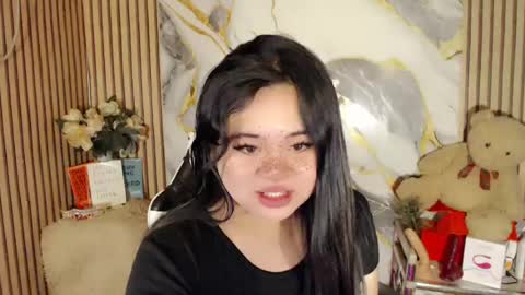 ANDREA MAE online show from August 10, 5:58 pm