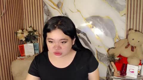 ANDREA MAE online show from August 11, 10:50 am