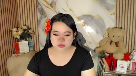 ANDREA MAE online show from August 13, 7:22 am