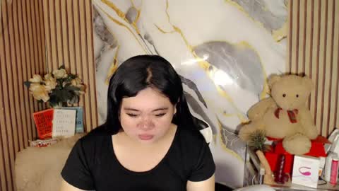 ANDREA MAE online show from August 14, 6:55 pm