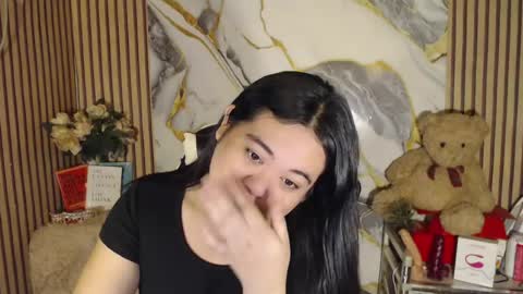 ANDREA MAE online show from August 15, 5:11 am