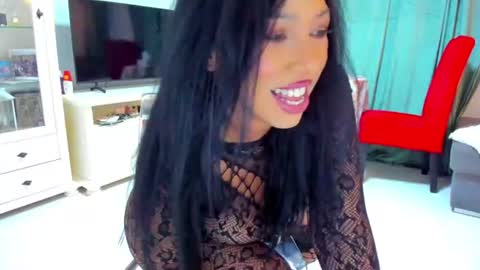 Exotticbeautty online show from August 5, 6:44 am