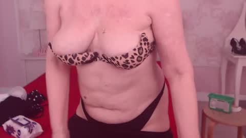 Alana online show from August 9, 2:29 pm