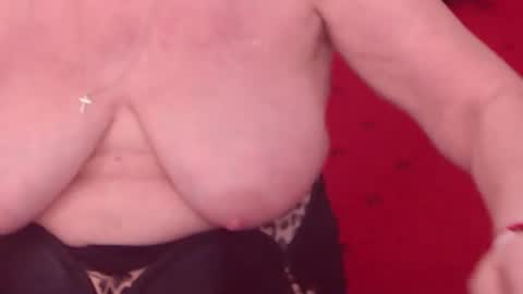 Alana online show from August 9, 8:10 pm