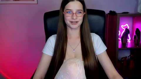 Maya online show from July 30, 12:34 pm