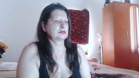 ExtasyMature online show from August 8, 9:20 am