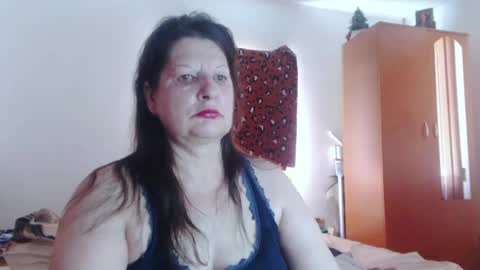 ExtasyMature online show from August 11, 10:06 am