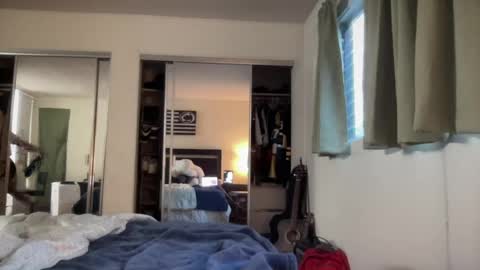Roxy online show from August 14, 4:38 am