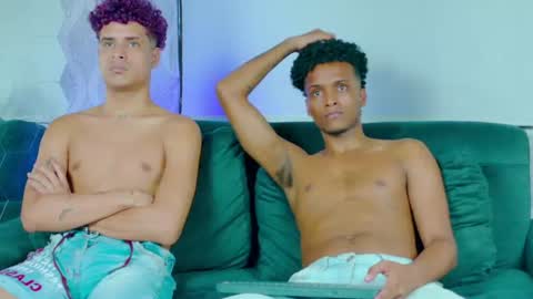 extreme_boysxxx online show from August 11, 6:48 am