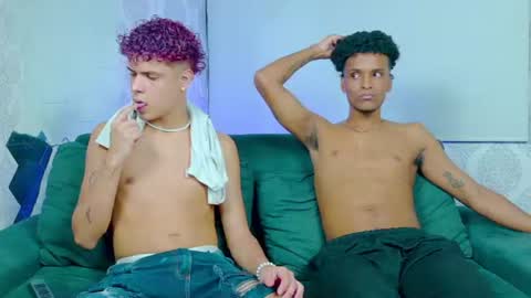 extreme_boysxxx online show from August 12, 1:19 am