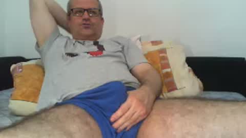 eyes12 online show from August 4, 1:35 am