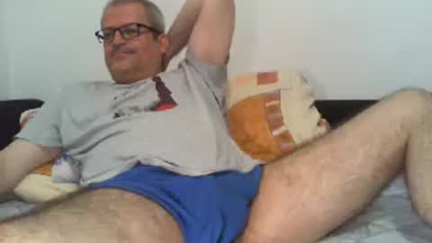 eyes12 online show from August 4, 2:41 am