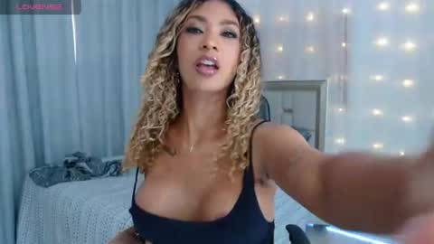 Andrea Carvajal  online show from August 1, 5:41 pm