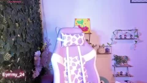 eymmy_24 online show from August 10, 2:35 am