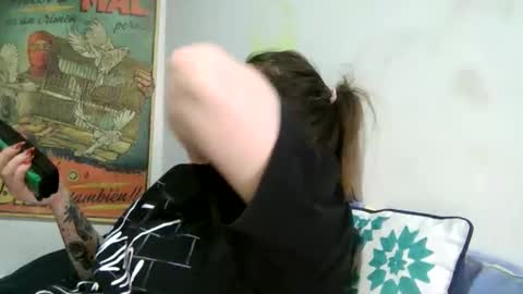 Aimee online show from May 17, 5:25 pm