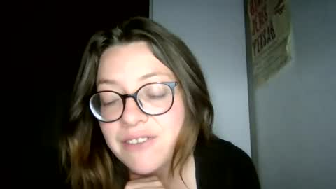 Aimee online show from August 7, 4:12 am