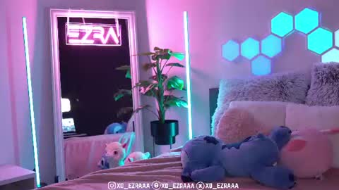 Ezra online show from July 6, 8:23 pm