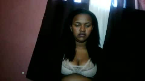 ezrah0123 online show from August 13, 12:19 pm