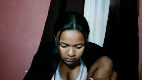 ezrah0123 online show from August 14, 7:28 pm
