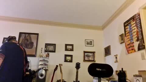 Ez Rider online show from July 15, 7:53 am
