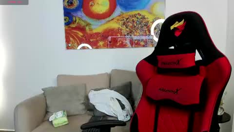 Ezzio Scolaro online show from August 14, 2:04 am