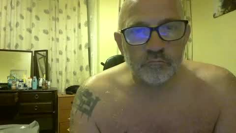 f1zzeek online show from June 29, 9:28 pm