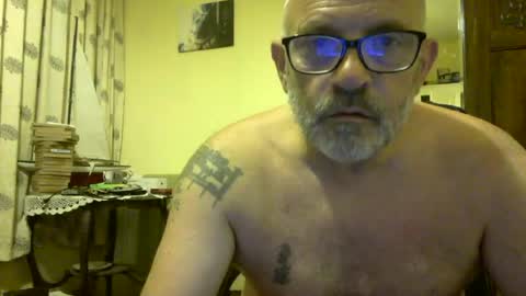 f1zzeek online show from July 3, 10:45 pm