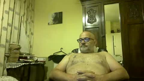f1zzeek online show from July 13, 9:31 pm