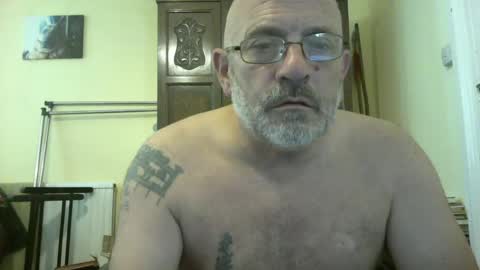 f1zzeek online show from July 29, 3:41 pm