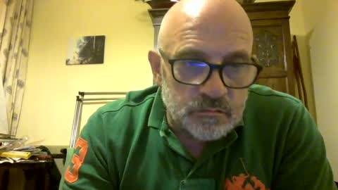 f1zzeek online show from August 1, 11:00 pm