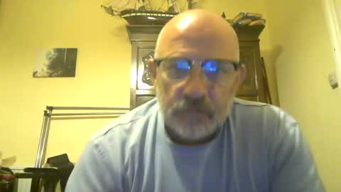 f1zzeek online show from August 15, 9:41 pm