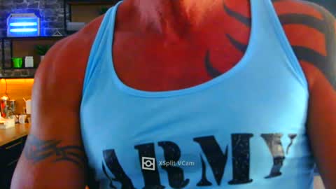 fabxxxl online show from August 10, 2:51 pm